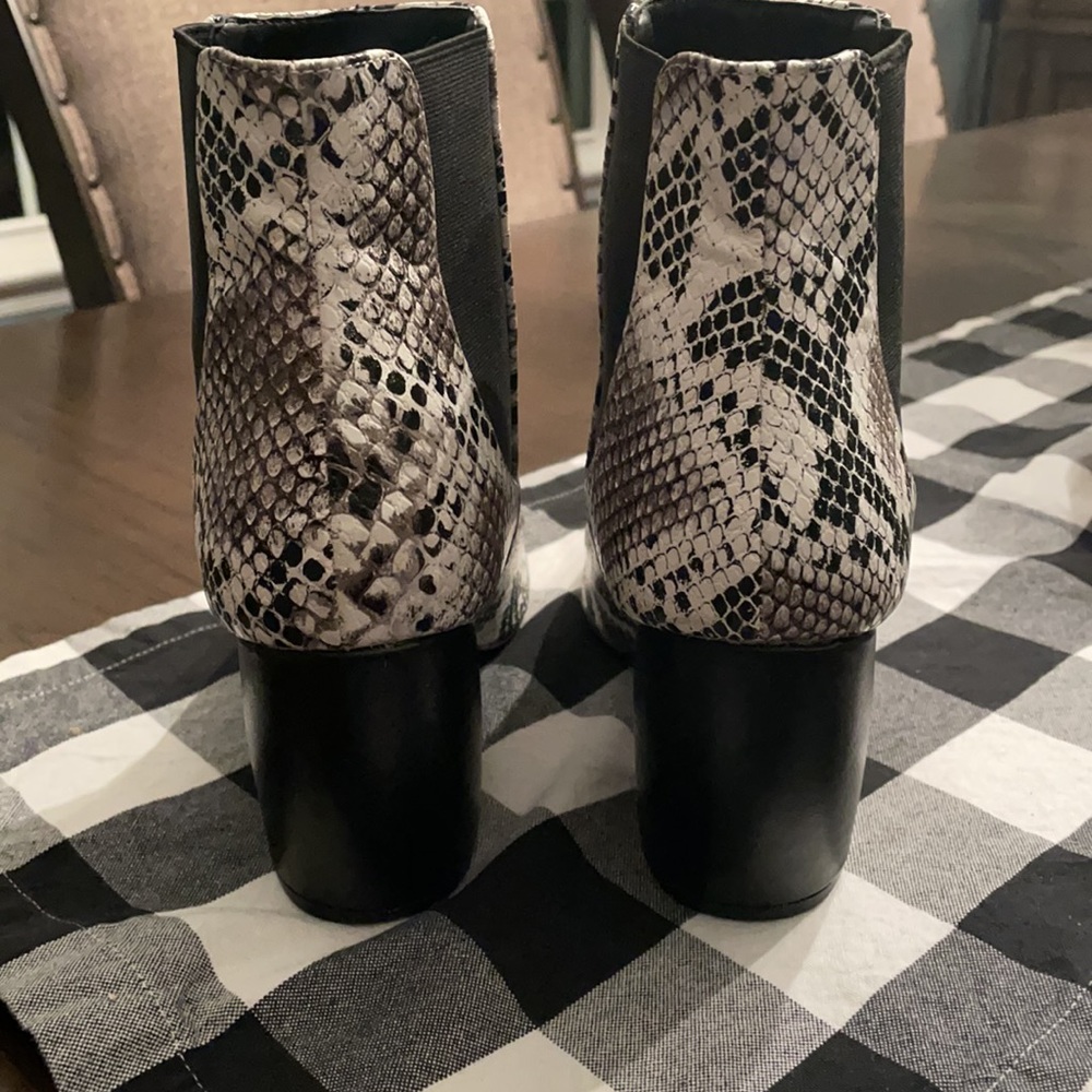 Python Booties - image 6